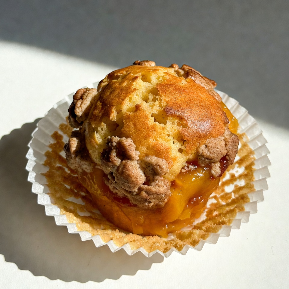 Peach Cobbler Cupcakes: A Southern Classic Reimagined